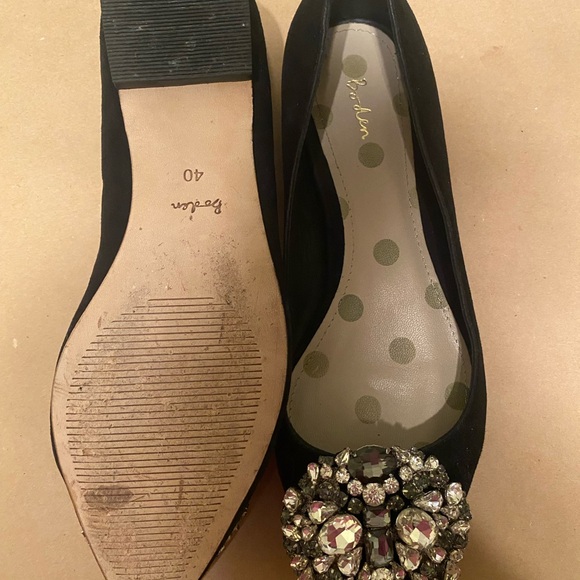 Boden Black Flats with Crystal Embellishments - Picture 4 of 4